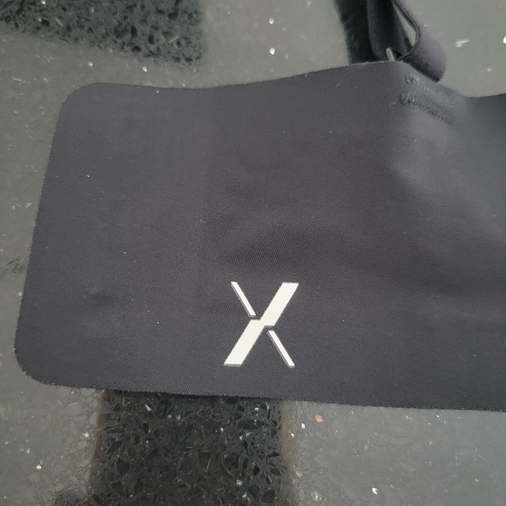 Knix Padded V-Neck (Evolution) Bra Set - Picture 3 of 6